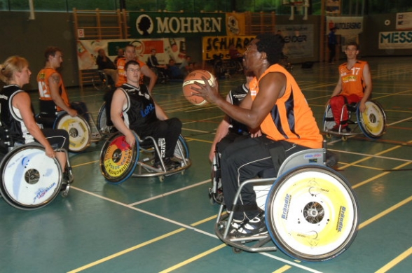 Rollstuhl115.JPG