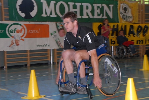 Rollstuhl190.JPG