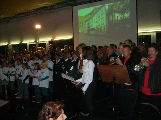 HOHENEMS SINGT3 JD500138.JPG