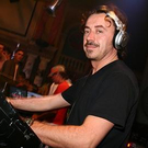1735736.jpg