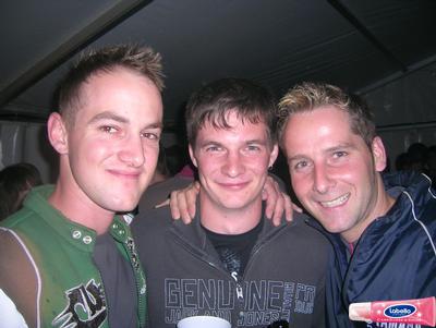 2000483.jpg