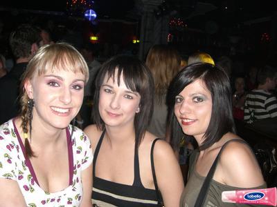 2000524.jpg
