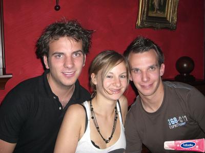 2000591.jpg