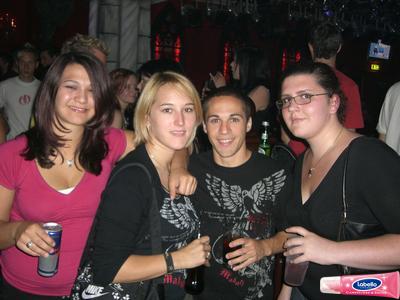 2000607.jpg