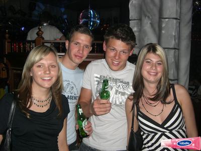2000611.jpg