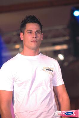 2003489.jpg