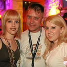 2003663.jpg