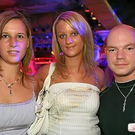 2003680.jpg