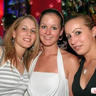 2003682.jpg