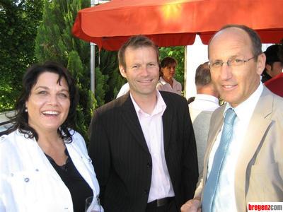 2005553.jpg