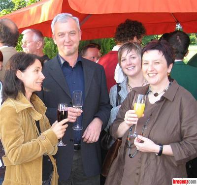 2005554.jpg