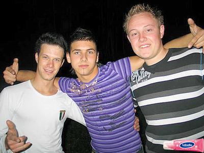 2006098.jpg