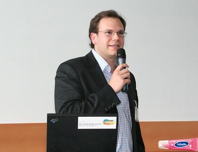 2007828.jpg