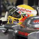 Hamilton bei Abu-Dhabi-Premiere auf Pole Position