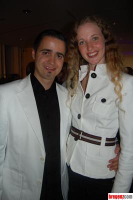 2200667.jpg