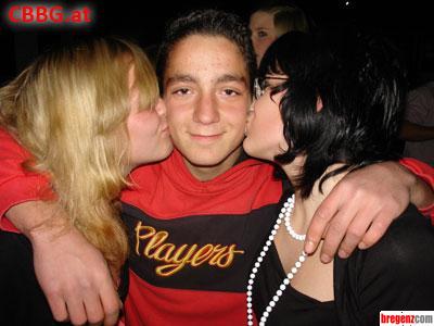 2258103.jpg