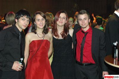 2374094.jpg