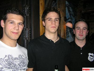 2418590.jpg
