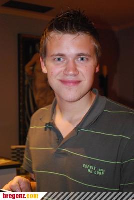 2599945.jpg