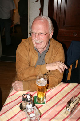 Stammtisch _6_.JPG