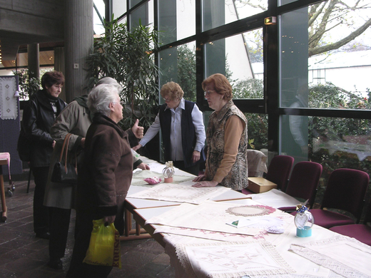 Handarbeitenbasar 2004 _22_.JPG