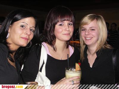 3073351.jpg
