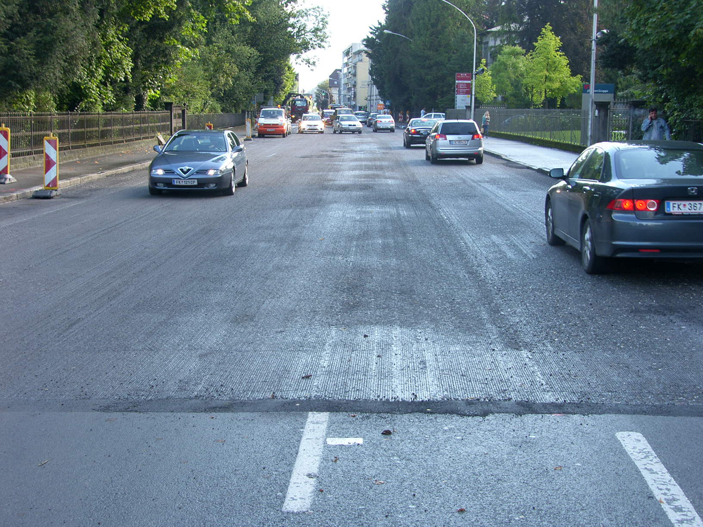01_JPG-1282635526
