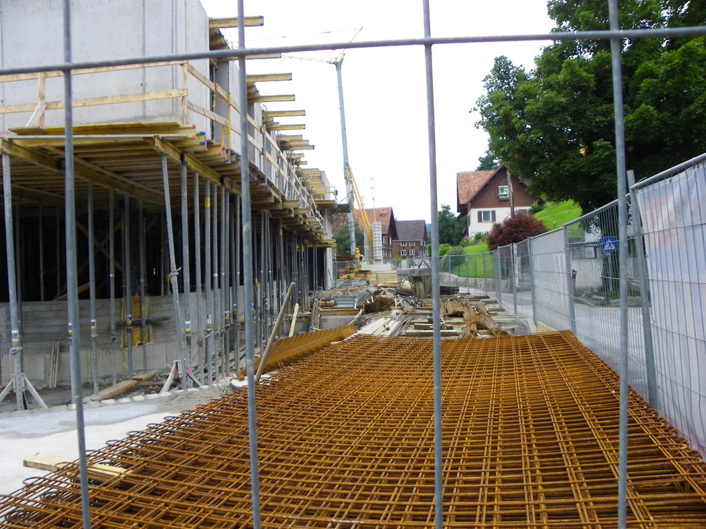 105_0790_jpg-1282636243