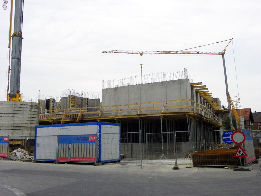 105_0787_jpg-1282636213