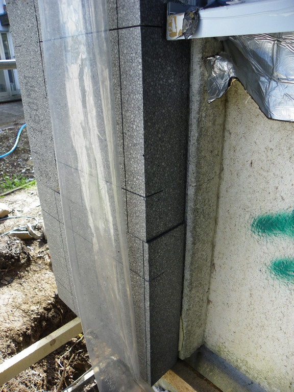 105_1462_jpg-1282660506