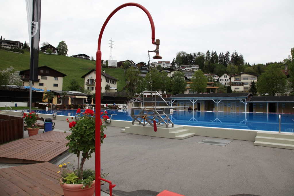 KOE_B__rgeraktion Schwimmbad Felsenau 2_jpg-1283113523