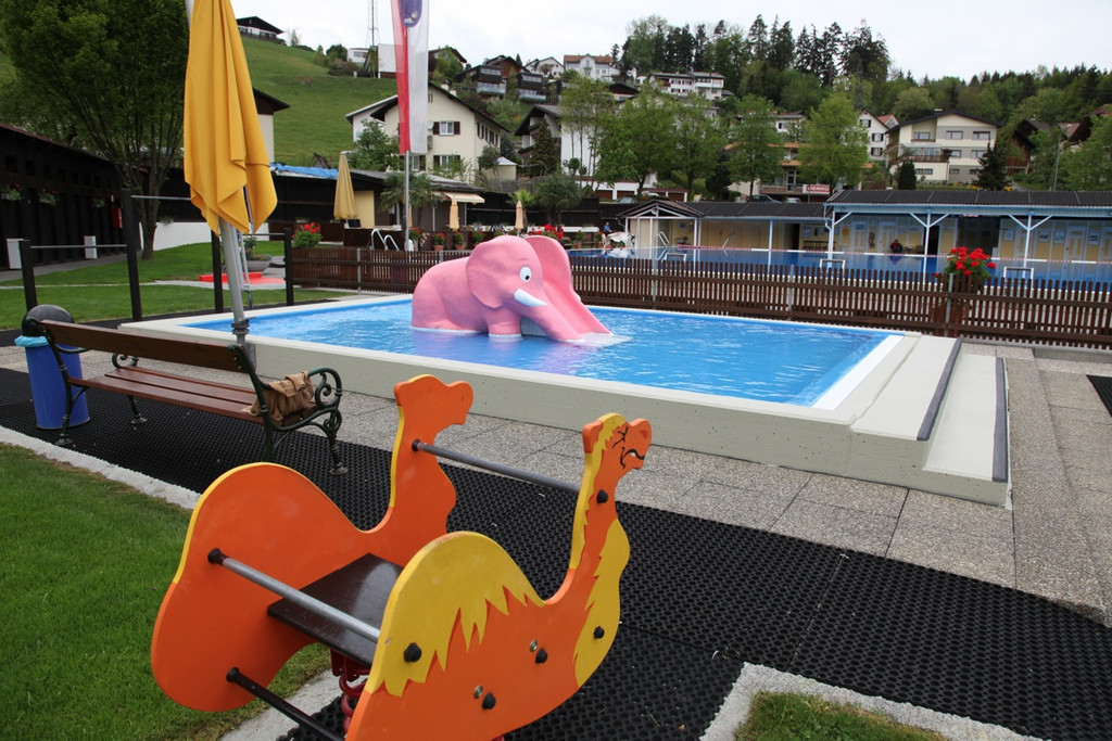KOE_B__rgeraktion Schwimmbad Felsenau 8_jpg-1283113566