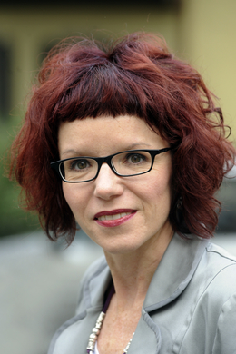 Hollenstein-Burtscher Andrea ernst .jpg