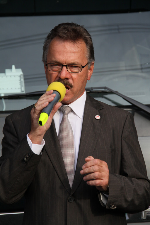Einmarsch Kraftf_ WM 010 394_jpg-1283466073