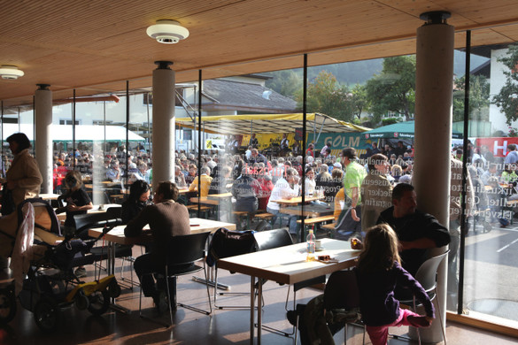 G__ste Foyer Platz_jpg-1283498164