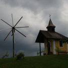 Kapelle mit Klapotetz Karnerberg.JPG