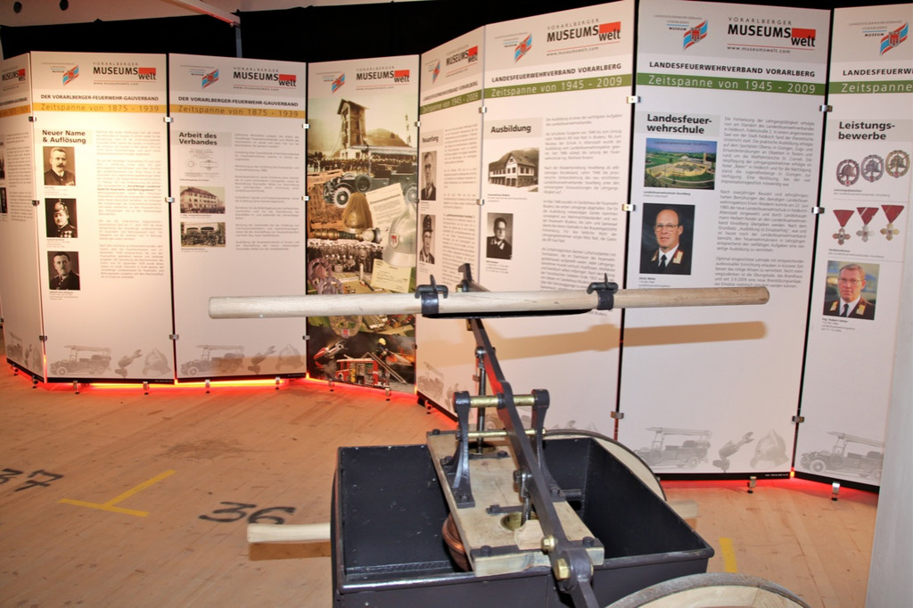 KOE_Feuerwehr Buchpr__sentation 5_jpg-1284021020