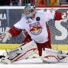 Trainer Pagé war vor allem mit den Try-Out-Spielern bisher nicht zufrieden, so musste unter anderem Goalie LaCosta den Verein ve