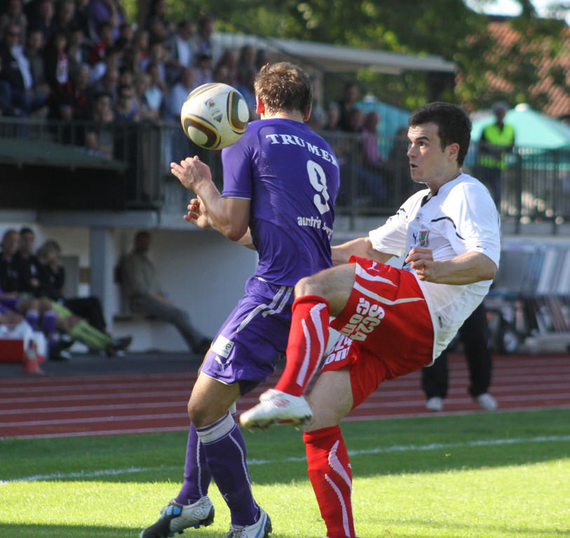 hirschi titel gegen wuehrer_jpg-1284240091