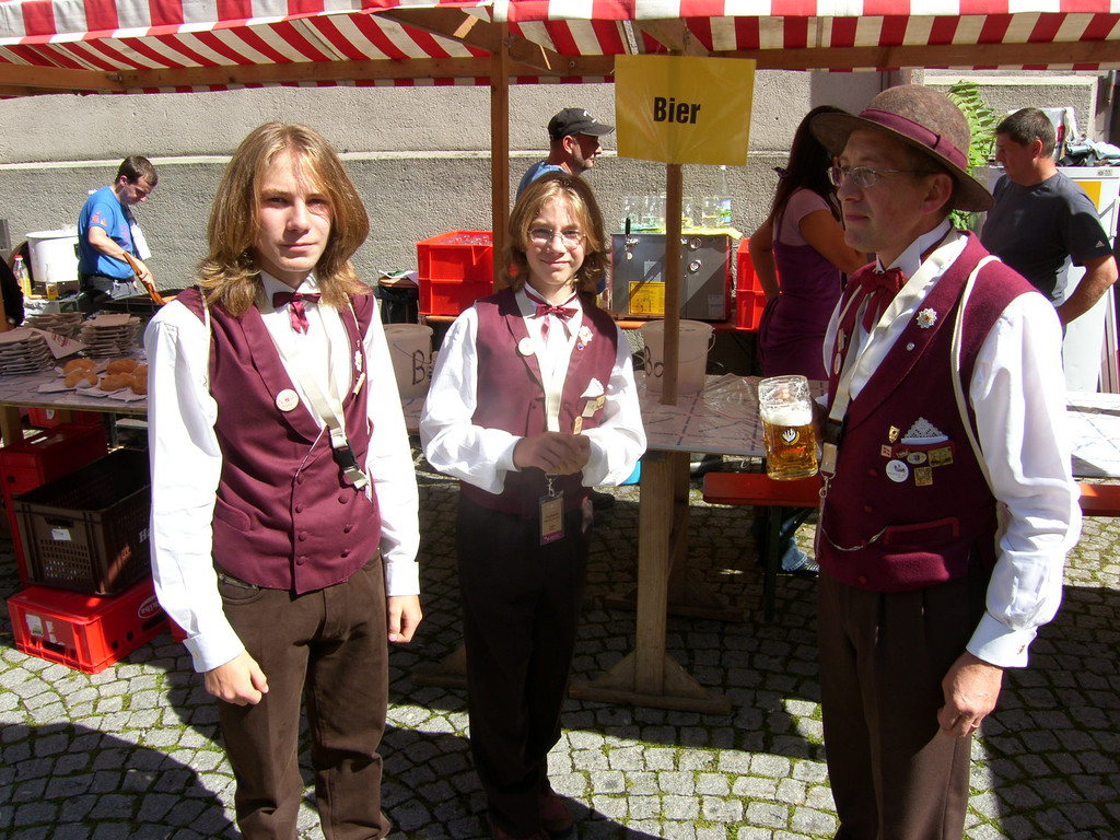 SH103186_JPG-1284277501