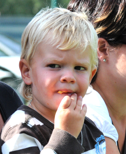 1 Egg 12_09_2010 65_jpg-1284368797