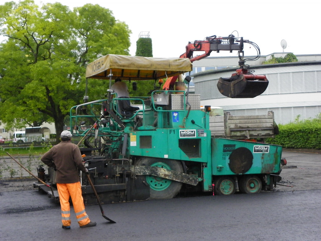 106_0611_jpg-1284393758