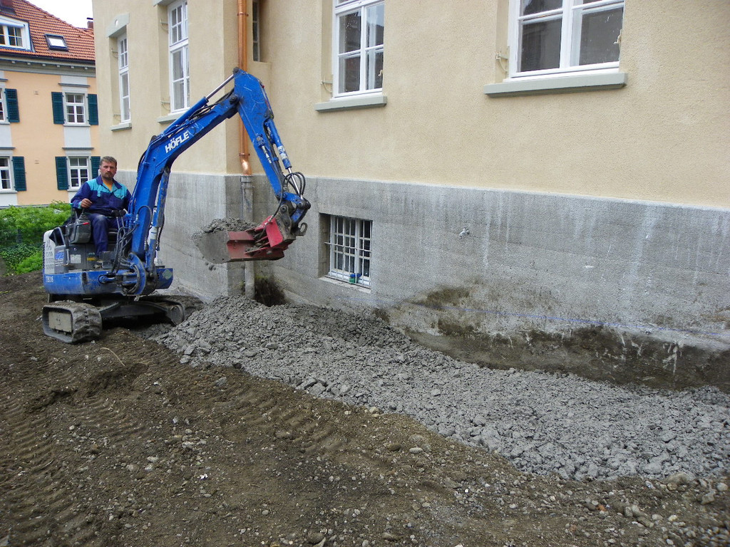 106_1943_jpg-1284795090