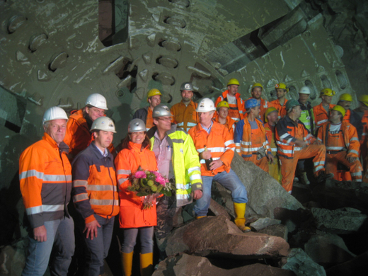 Pf__ndertunnel Durchbruch live 04-11-2009 _1_.jpg