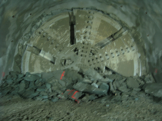Pf__ndertunnel Durchbruch live 04-11-2009 _5_.jpg