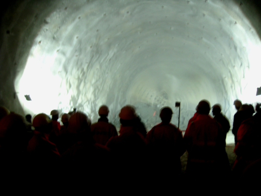 Pf__ndertunnel Durchbruch live 04-11-2009 _46_.jpg