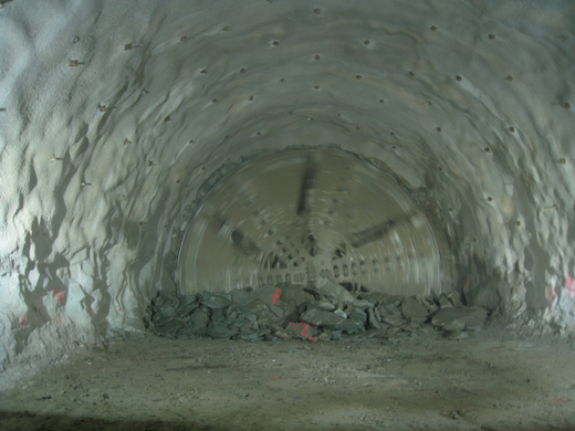 Pf__ndertunnel Durchbruch live 04-11-2009 _49_.jpg