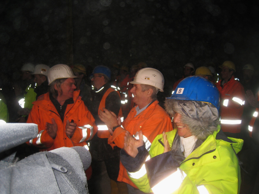 Pf__ndertunnel Durchbruch live 04-11-2009 _50_.jpg