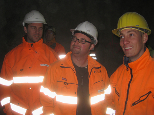 Pf__ndertunnel Durchbruch live 04-11-2009 _53_.jpg