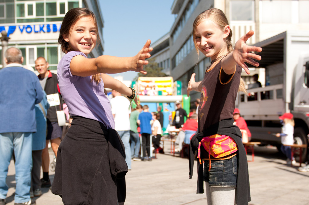 Sarah und Julia_ 10 Jahre-4.jpg